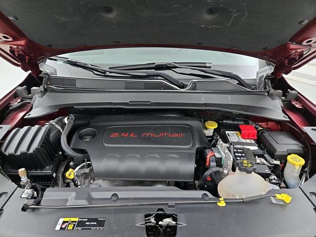Photo of 2022 Red Jeep Compass
