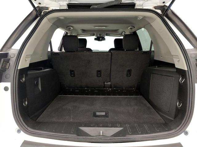 Photo of 2017 White GMC Terrain