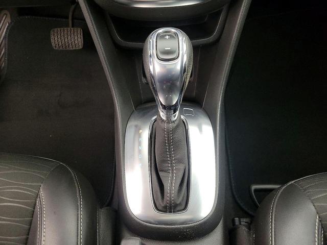 Photo of 2016 Silver Buick Encore