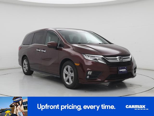 Photo of 2018 Burgundy Honda Odyssey