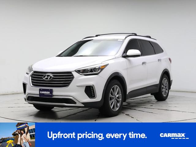 Photo of 2018 White Hyundai SANTA FE