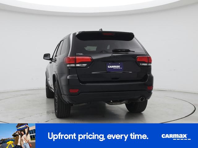 Photo of 2020 Black Jeep Grand Cherokee