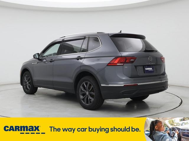 Photo of 2022 Gray Volkswagen Tiguan