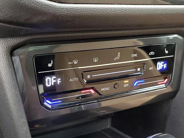 Photo of 2022 Gray Volkswagen Tiguan