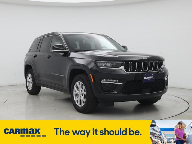 Photo of 2022 Black Jeep Grand Cherokee