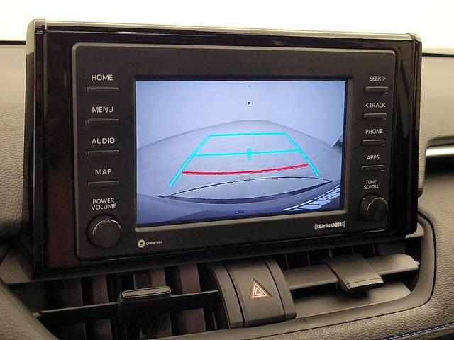 Photo of 2022 Silver Toyota RAV4 Hybrid