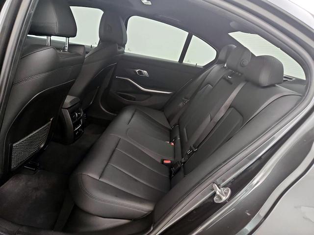 Photo of 2020 Gray BMW M340