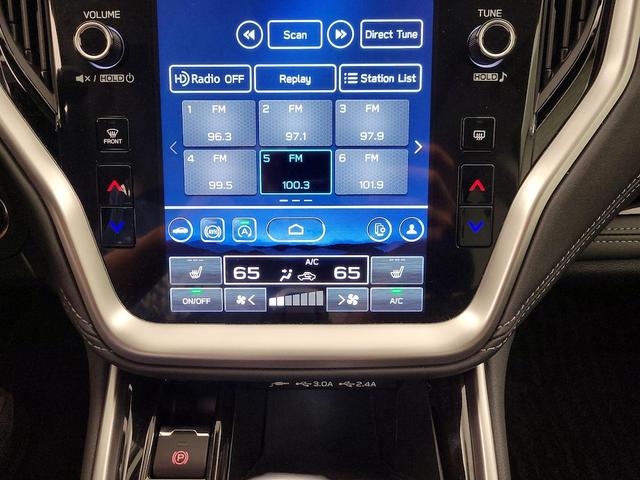Photo of 2023 Green Subaru Outback