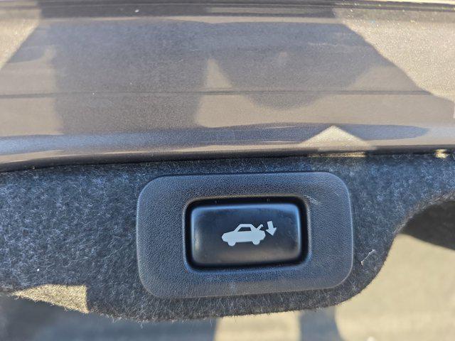 Photo of 2016 Nebula Gray Pearl Lexus ES 350