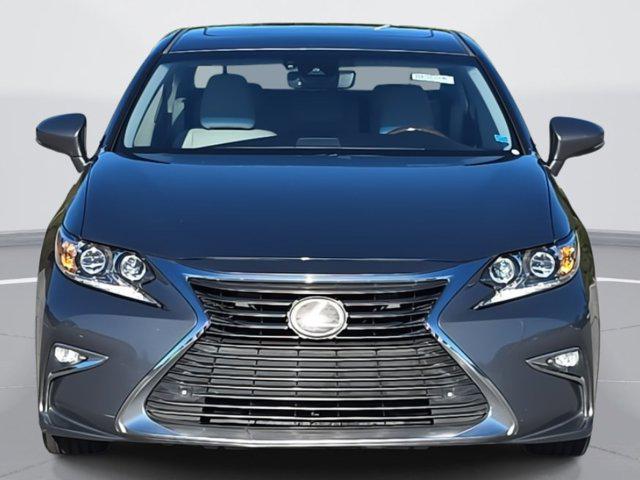 Photo of 2016 Nebula Gray Pearl Lexus ES 350