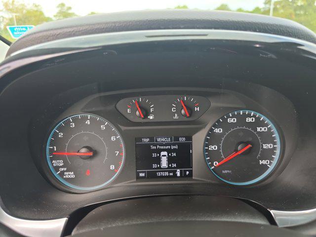 Photo of 2021 Summit White Chevrolet Traverse