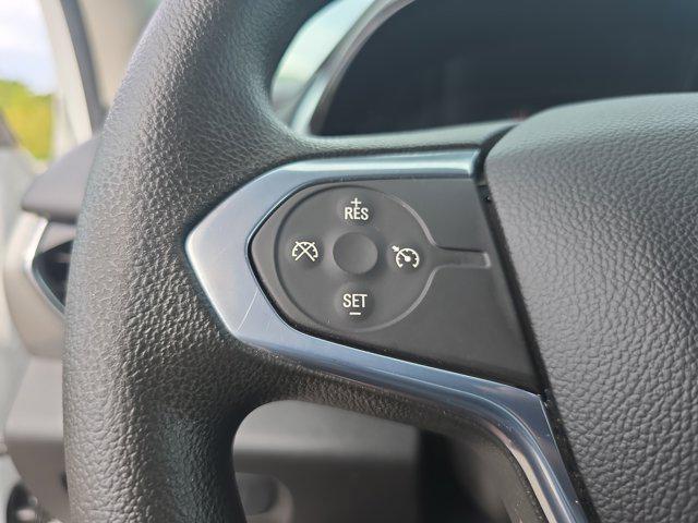 Photo of 2021 Summit White Chevrolet Traverse
