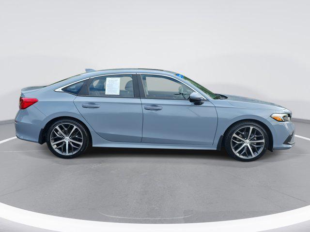 Photo of 2023 Sonic Gray Pearl Honda Civic