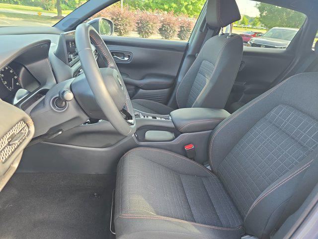 Photo of 2023 Urban Gray Pearl Honda HR-V