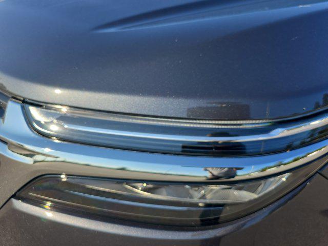 Photo of 2023 Iron Gray Metallic Chevrolet Equinox