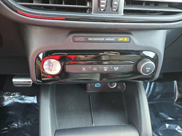 Photo of 2023 ATLAS BLUE METALLIC Ford Escape