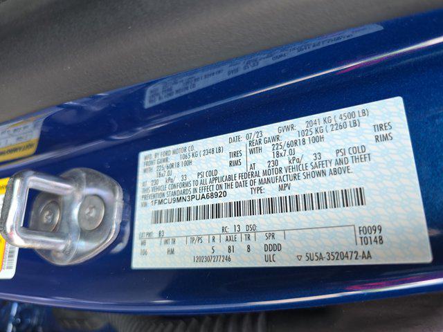 Photo of 2023 ATLAS BLUE METALLIC Ford Escape