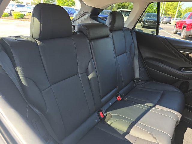 Photo of 2020 Crystal White Pearl Subaru Outback