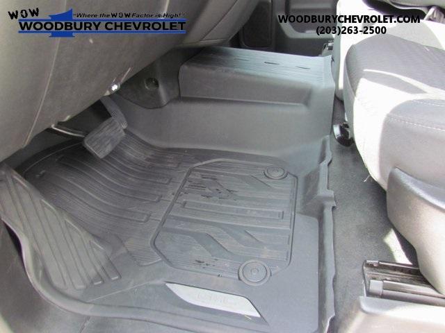 Photo of 2023 Summit White GMC Sierra 2500