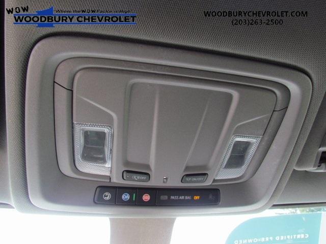 Photo of 2023 Summit White GMC Sierra 2500