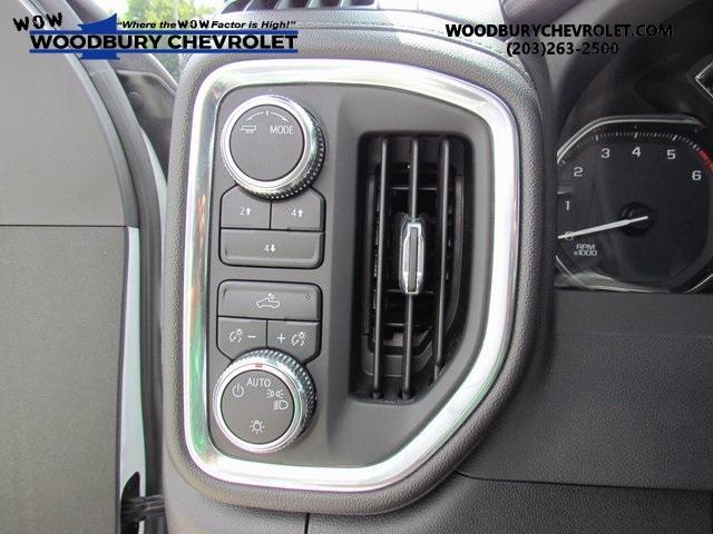 Photo of 2023 Summit White GMC Sierra 2500