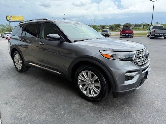 Photo of 2021 Gray Ford Explorer