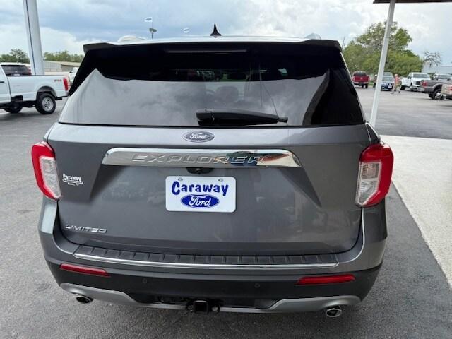 Photo of 2021 Gray Ford Explorer
