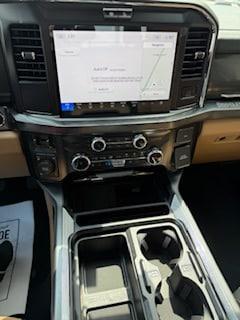 Photo of 2025 Star White Ford F-250