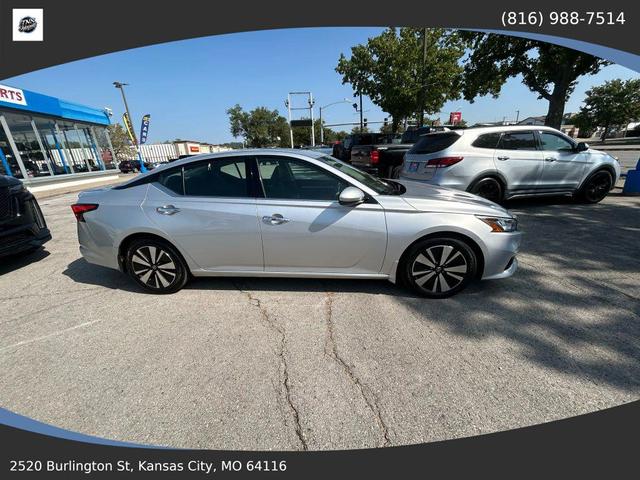 Photo of 2019 Brilliant Silver Metallic Nissan Altima