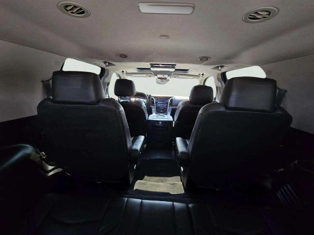 Photo of 2017 Radiant Silver Metallic Cadillac Escalade