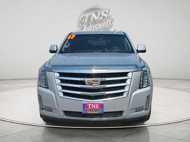 Photo of 2017 Radiant Silver Metallic Cadillac Escalade