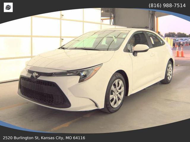 Photo of 2021 White Toyota Corolla