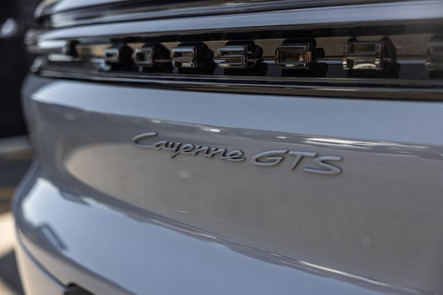 Photo of 2025 Grey Porsche Cayenne