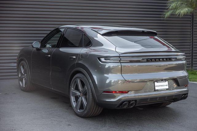 Photo of 2025 Grey Porsche Cayenne