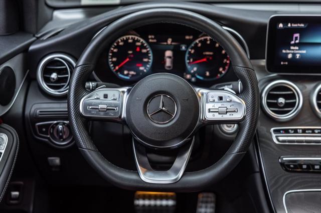 Photo of 2021 Black Mercedes-Benz GLC 300