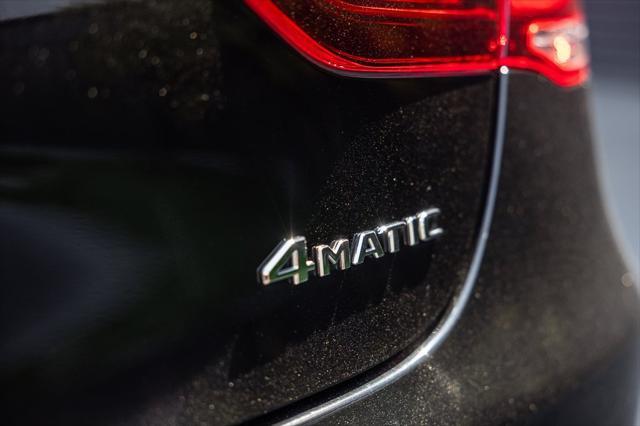 Photo of 2021 Black Mercedes-Benz GLC 300