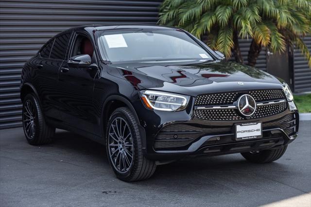 Photo of 2021 Black Mercedes-Benz GLC 300