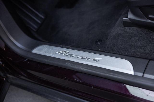 Photo of 2024 Copper Porsche Macan