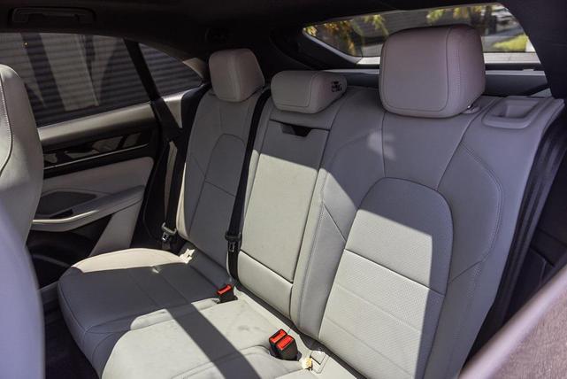 Photo of 2025 White Porsche Macan
