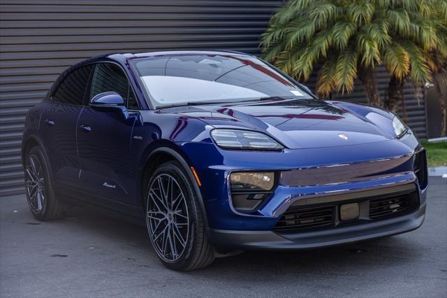 Photo of 2024 Gentian Blue Metallic Porsche Macan
