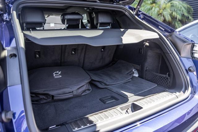 Photo of 2024 Gentian Blue Metallic Porsche Macan