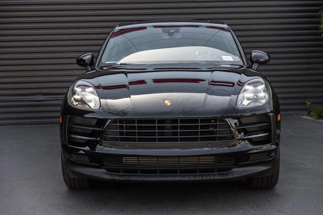 Photo of 2021 Jet Black Metallic Porsche Macan