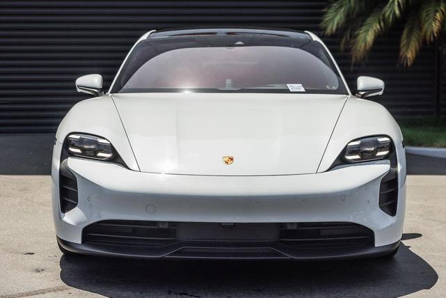 Photo of 2022 Carrara White Metallic Porsche Taycan