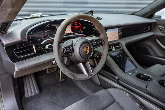 Photo of 2022 Carrara White Metallic Porsche Taycan
