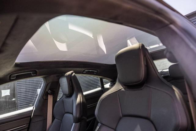 Photo of 2025 Oak Green Metallic Neo Porsche Taycan