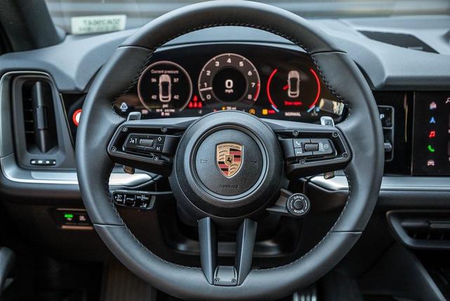 Photo of 2025 Montego Blue Porsche Cayenne