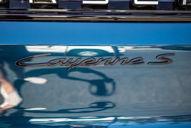 Photo of 2025 Montego Blue Porsche Cayenne