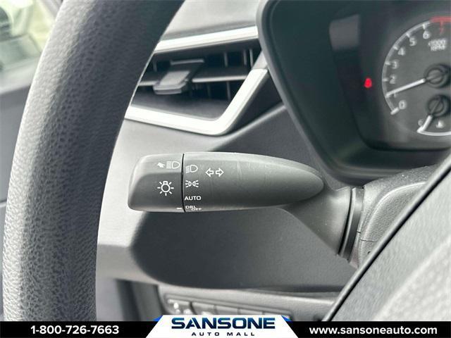Photo of 2022 Classic Silver Metallic Toyota Corolla