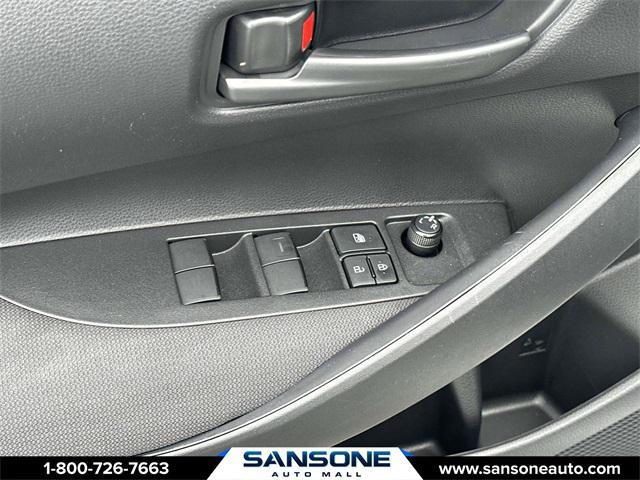 Photo of 2022 Classic Silver Metallic Toyota Corolla