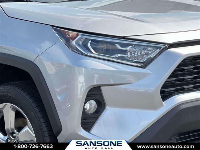 Photo of 2021 Silver Sky Metallic Toyota RAV4 Hybrid